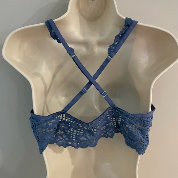 Aerie Bralette - Picture 2 of 7